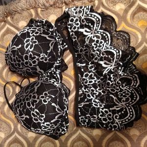 Shein New set Bra and Panties